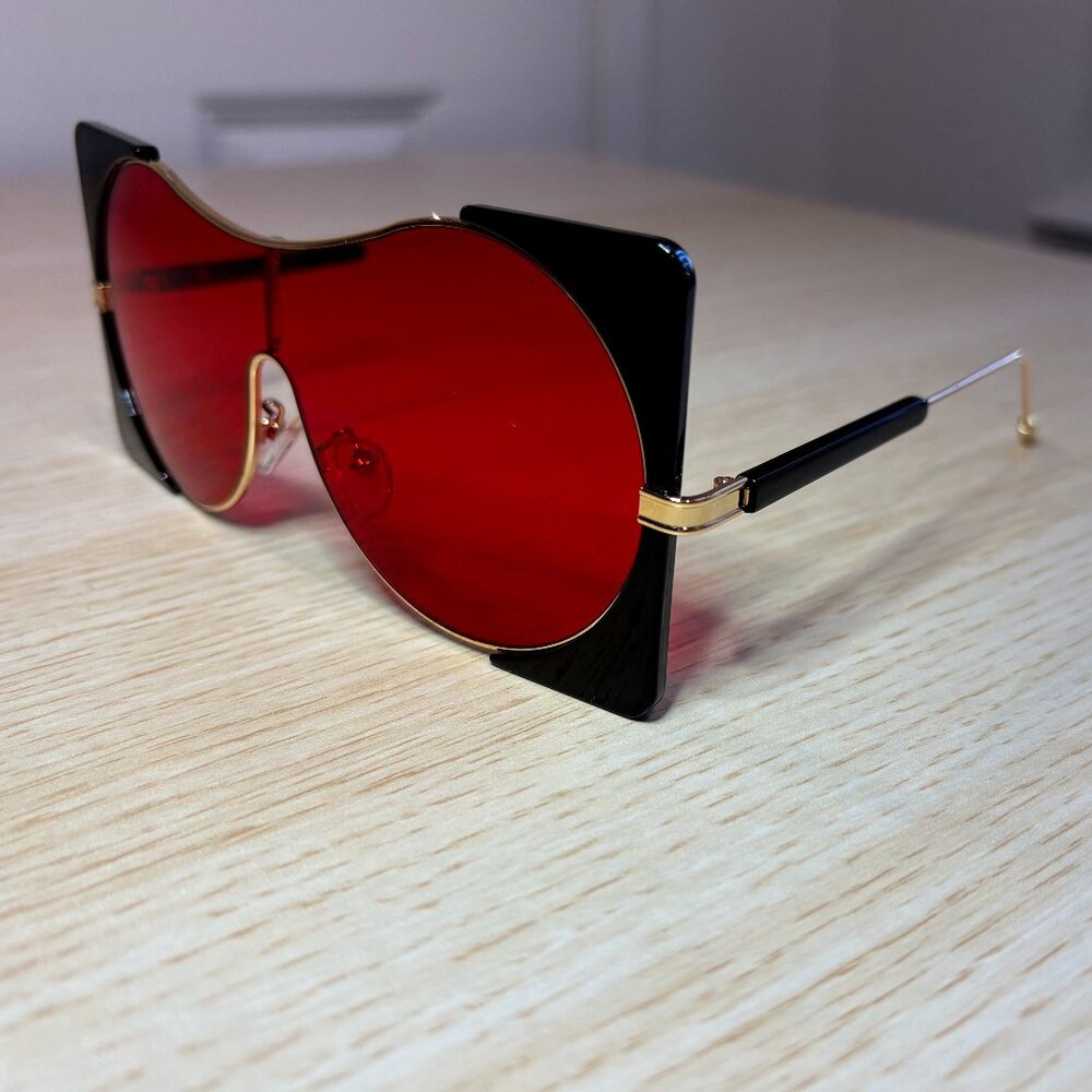 Retro-Futuristic Visor Shades | Red Mirror Lens, Gold Frame